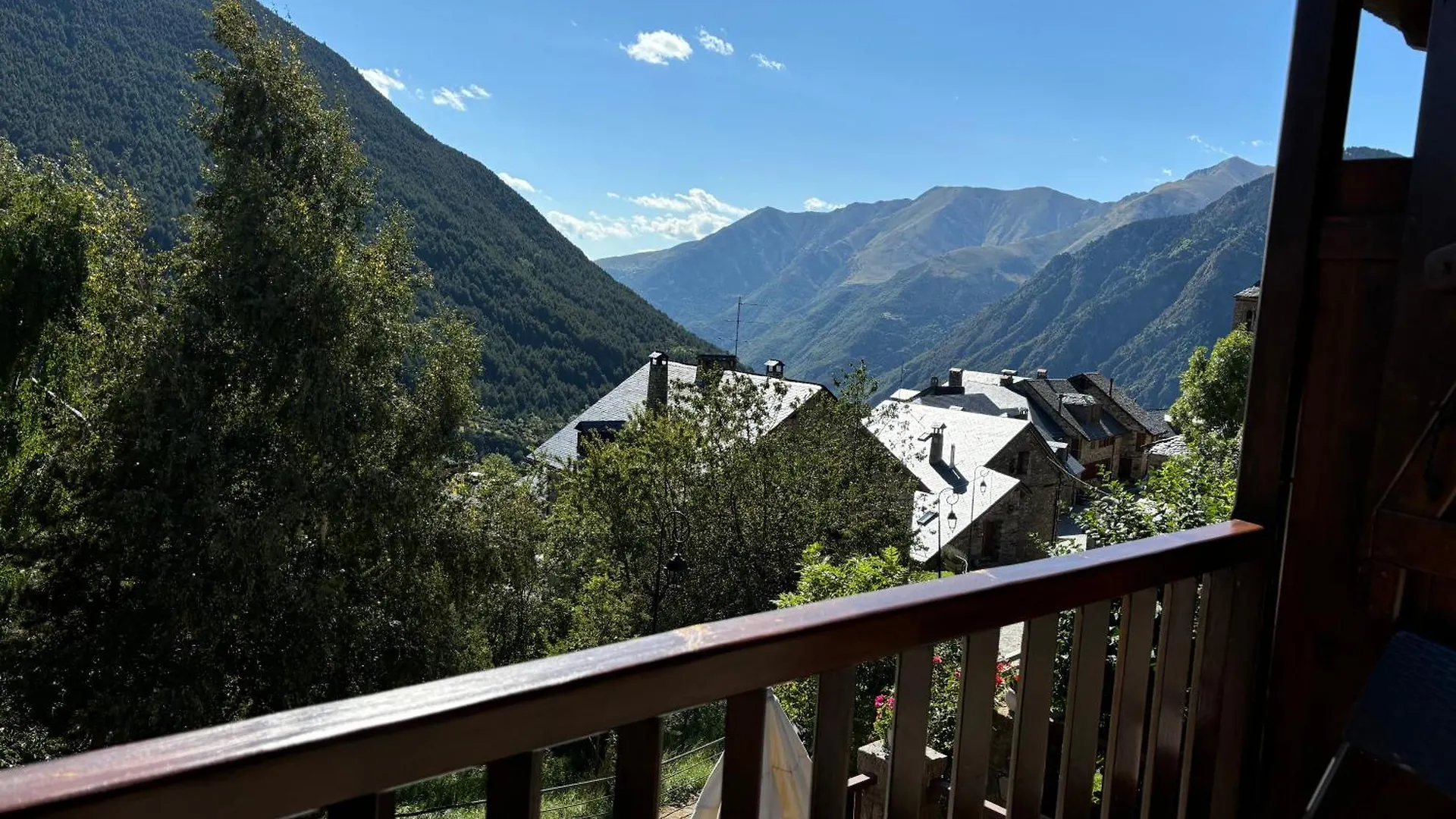 El Xalet De Tauell Hotel Rural  Estación