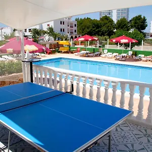 Vista Al Puerto Aparthotel