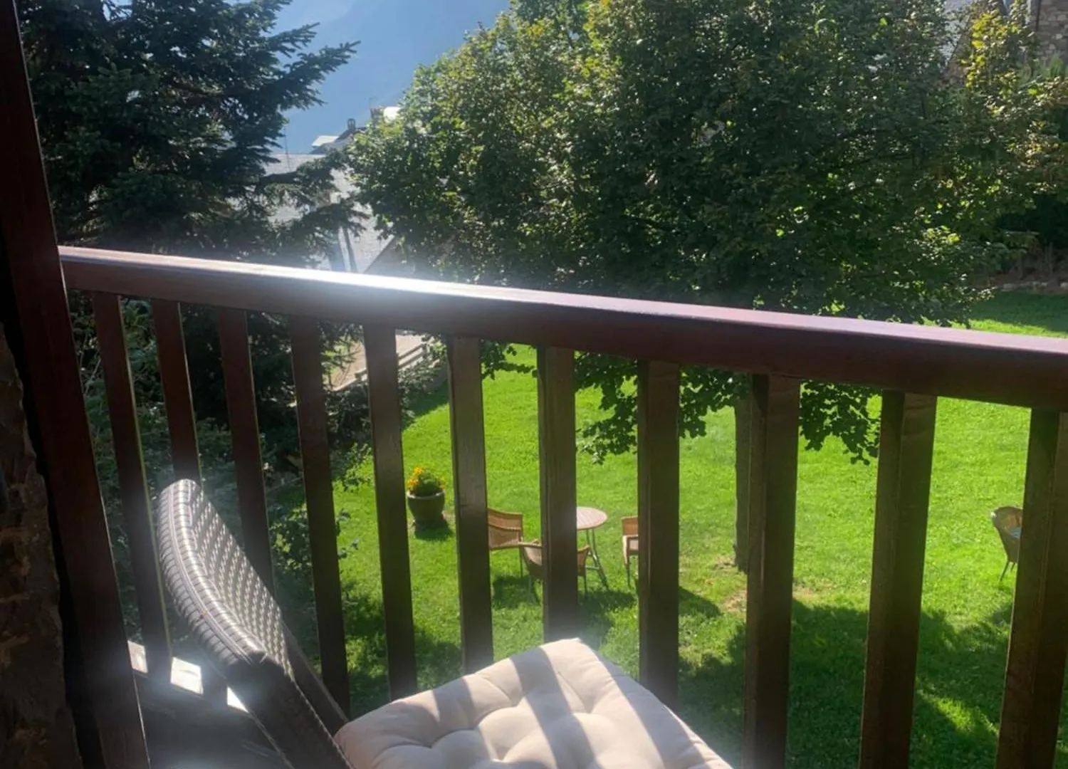 El Xalet De Tauell Hotel Rural