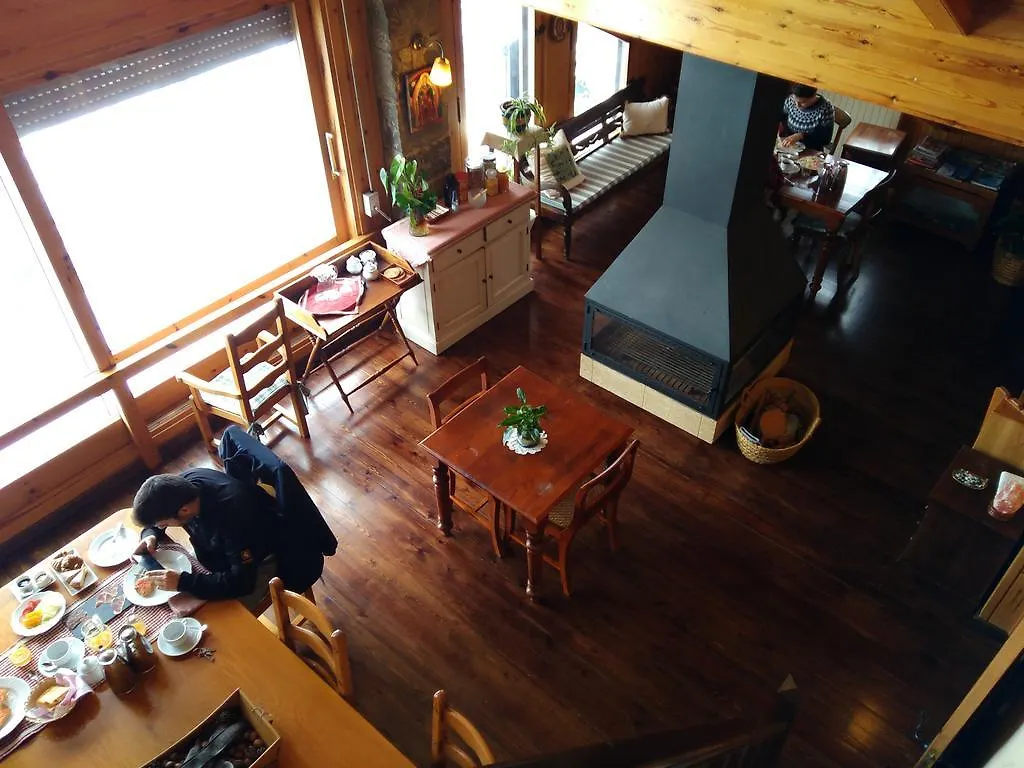 El Xalet De Tauell Hotel Rural