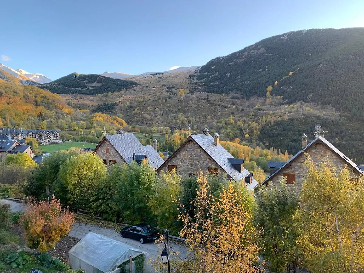 El Xalet De Tauell Hotel Rural